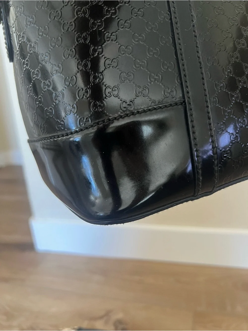 GUCCI Black Microguccissima Patent Leather Nice Top Handle Bag COA